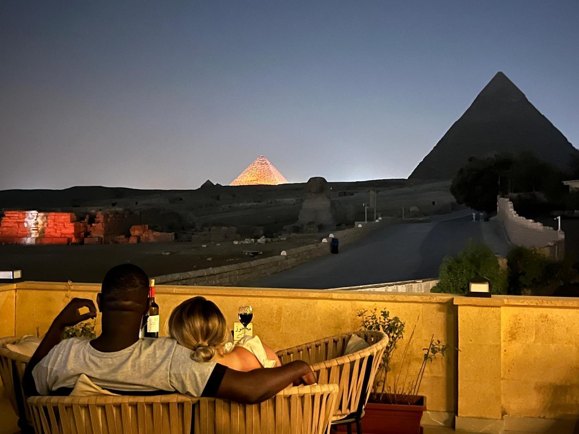 The Gate Front Pyramids & Sphinx View Отель Kafrat al Jabal