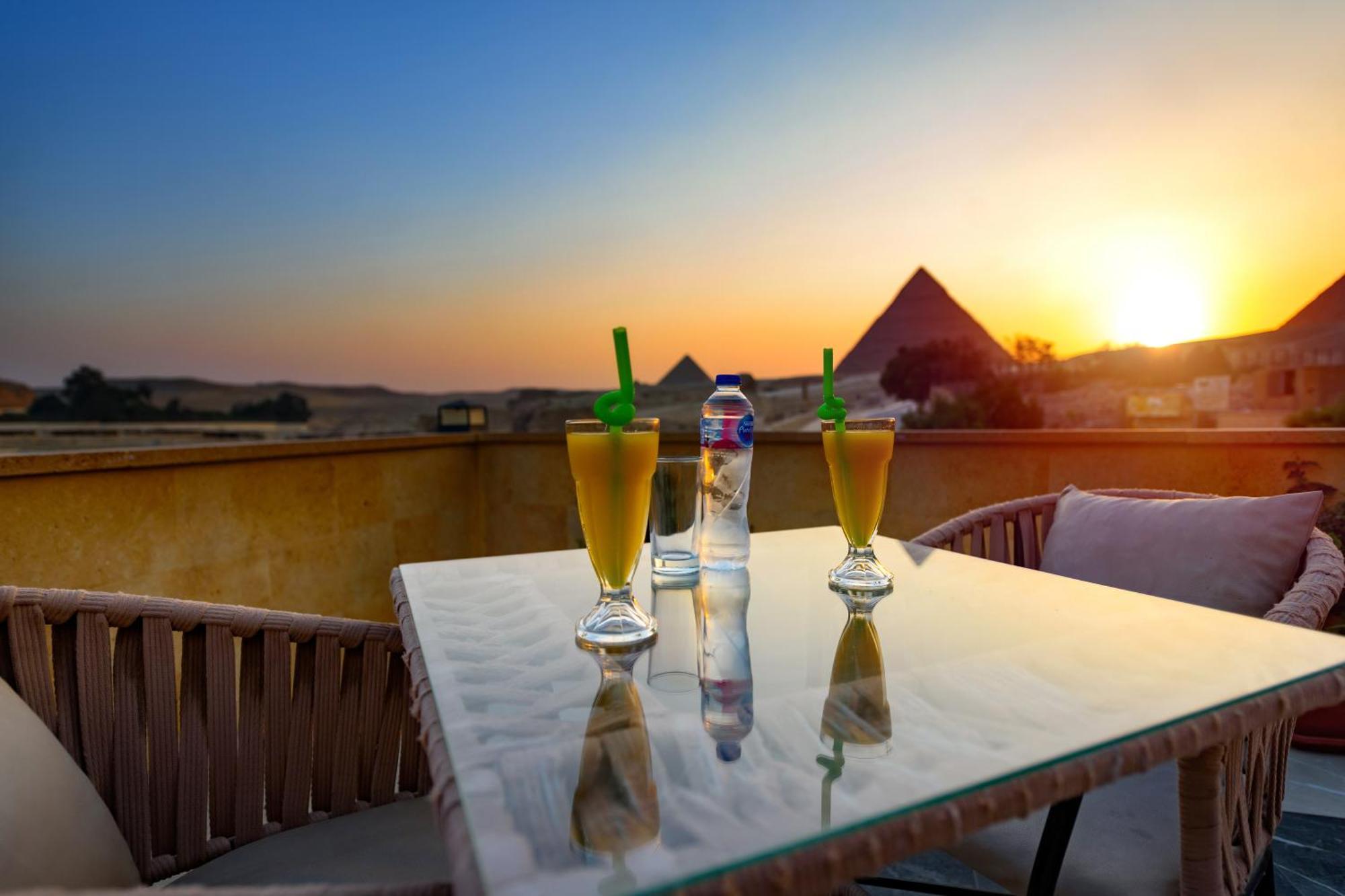 Отель The Gate Front Pyramids & Sphinx View